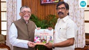 jharkhand-cm-hemant-soren-meets-governor-amid-student-protests,-briefs-him-on-jpsc-exam-row