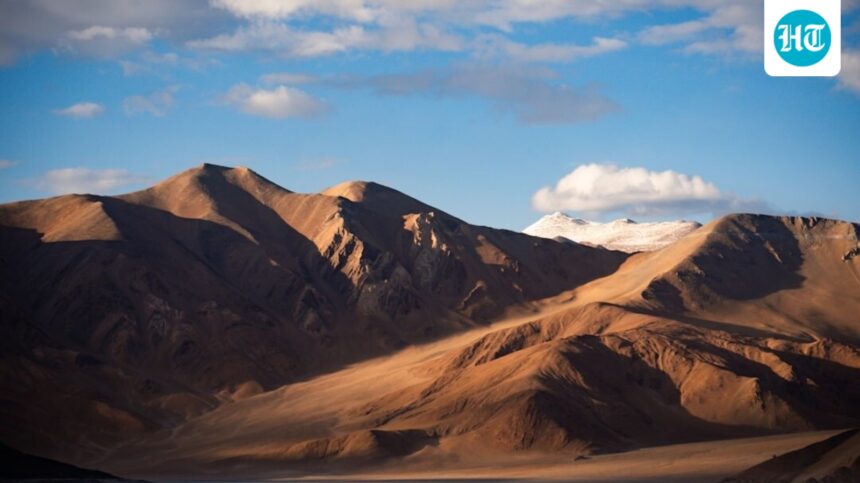ladakh-to-launch-india’s-first-high-altitude-wildlife-safari,-lg-approves-eco-tourism-initiative