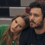 erin-foster-says-‘nobody-wants-this’-was-never-trying-to-make-its-jewish-characters-stereotypes