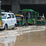 delhi-ncr-receives-early-morning-rain,-imd-red-alert-in-parts-of-city,-orange-warning-in-noida