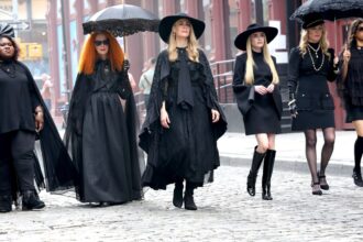 ryan-murphy-spills-on-all-star-season-of-‘american-horror-story,’-talks-ariana-grande’s-exit-and-is-seriously-considering-doing-more-‘glee’