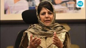 fir-against-pdp-chief-mehbooba-mufti,-daughter-iltija-for-‘assaulting’-cops
