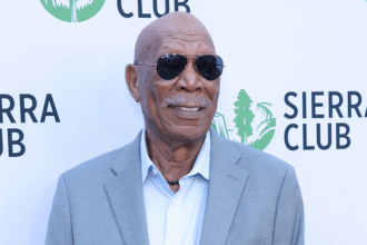 morgan-freeman-will-“overlook-some-of-the-glitches”-in-a-script-if-they-“pay-you-enough”