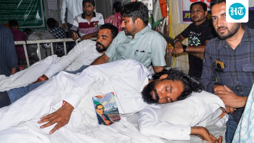 jharkhand-student-protest-live:-devendra-nath-mahto-on-day-6-of-hunger-strike-as-protest-continues
