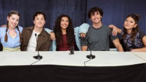 ‘descendants’-franchise-expands-with-movie-featuring-iconic-disney-sidekicks