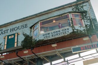 a-man-is-trapped-inside-a-netflix-billboard-above-sunset-boulevard
