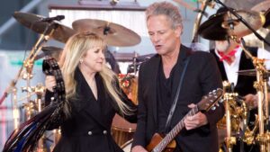 stevie-nicks-&-lindsey-buckingham:-their-personal-&-professional-relationship-through-the-years