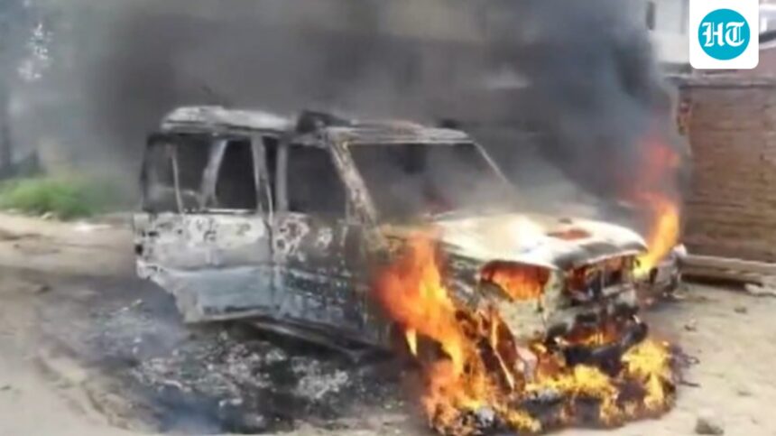 vehicles-torched,-stones-pelted-as-violence-breaks-out-in-patna-over-man’s-death-in-road-accident