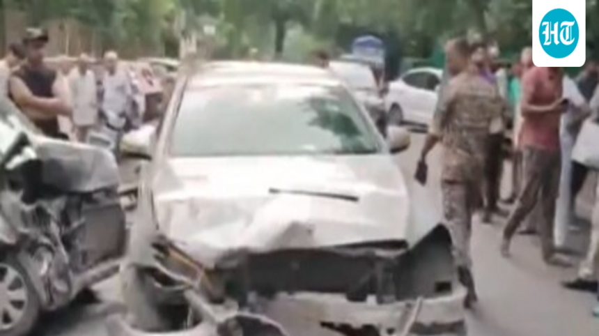 collision-between-mercedes-and-wagonr-kills-70-year-old-woman-in-delhi’s-narela