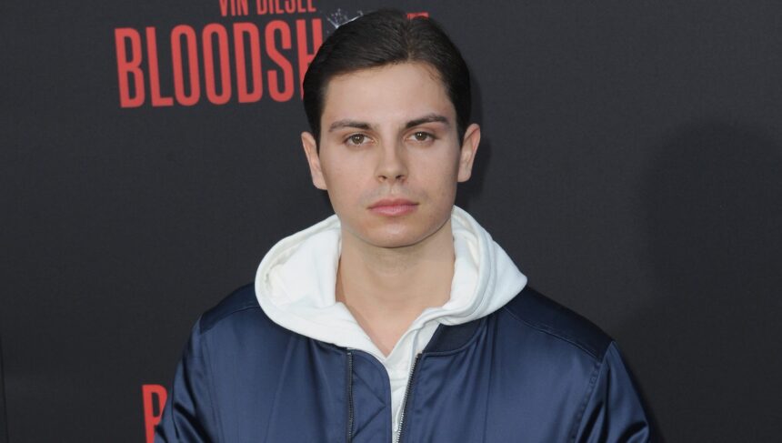 why-was-jake-t.-austin-not-in-the-‘wizards-of-waverly-place’-sequel-series?