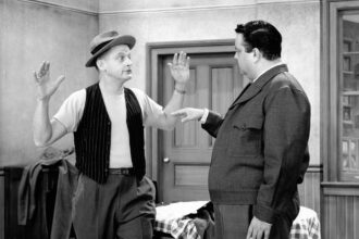 helloooo,-emmy:-art-carney’s-enduring-‘honeymooners’-triumph
