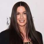 alanis-morissette-divorced:-her-history-of-marriage,-explained