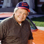 ben-jones,-cooter-davenport-on-‘the-dukes-of-hazzard,’-dies-at-84