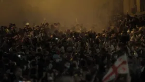 ‘tear-gas’-is-a-fiction-film-shot-inside-georgia-anti-government-protests.-and-it-is-“an-act-of-resistance”