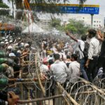 protesting-jharkhand-students-face-lathi-charge,-tear-gas,-water-cannon-during-march-to-assembly