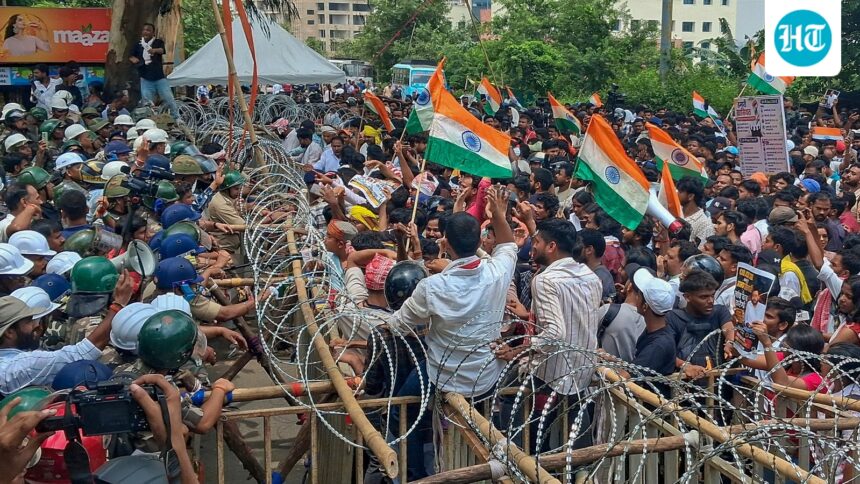 ‘use-of-force-against-students-is-wrong’:-rahul-gandhi-speaks-on-jharkhand-protest-crackdown