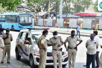 man-kills-2-daughters,-attempts-suicide-at-bengaluru-hotel;-note-points-to-argument-with-wife