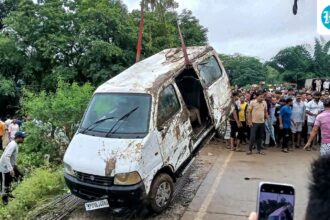 9-of-family-killed-in-madhya-pradesh’s-rajgarh-as-flooded-drain-sweeps-van-away