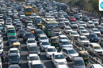 sawan-shivratri:-delhi,-noida,-ghaziabad-roads-witness-traffic.-check-routes-to-avoid