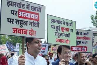 after-cjp-and-opposition-protests,-nda-counters-with-‘rahul,-bhaago-mat’-march-in-parliament