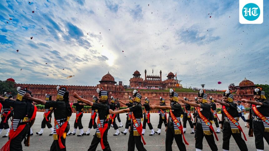 minute-by-minute-of-august-15:-what-exactly-happens-at-red-fort-on-independence-day