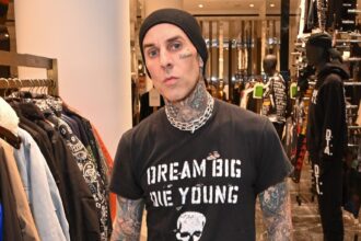 travis-barker-net-worth:-how-much-money-the-blink-182-drummer-has