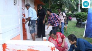 theatre-artists-repaint-kolkata’s-academy-of-fine-arts-white-from-saffron
