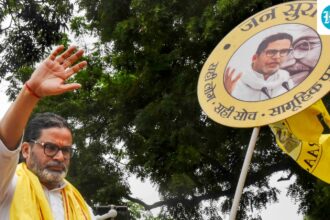 ‘through-the-big-contacts-i-have…’:-prashant-kishor-assures-jobs-for-10,000-youngsters-in-bankipur