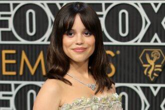 jenna-ortega-net-worth:-how-much-money-the-actress-makes