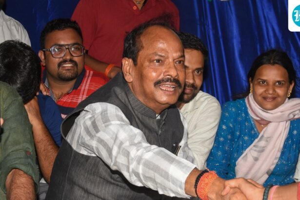 j’khand:-raghubar-das-threatens-hunger-strike-if-cbi-probe-into-exam-irregularities-not-recommended