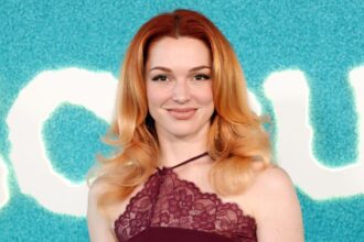 ‘wizards-of-waverly-place’-actress-jennifer-stone,-who-now-works-as-a-nurse,-says-she-auditioned-for-‘the-pitt’