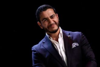 abdul-el-sayed’s-parents:-meet-his-mom,-dad-&-go-inside-his-family’s-story