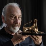hollywood-makeup-pioneer-rick-baker-shares-his-thoughts-on-ai,-cgi-and-stories-about-eddie-murphy