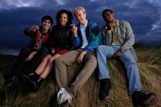 ‘skintown’:-jack-rowan-and-chris-walley-plot-escape-from-troubles-torn-northern-ireland-— by-dealing-pills-(exclusive-clip)