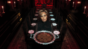 ‘american-horror-story:-13’-first-teaser-sees-jessica-lange,-evan-peters,-twisty-the-clown,-rubber-man-and-more-return-for-all-star-season
