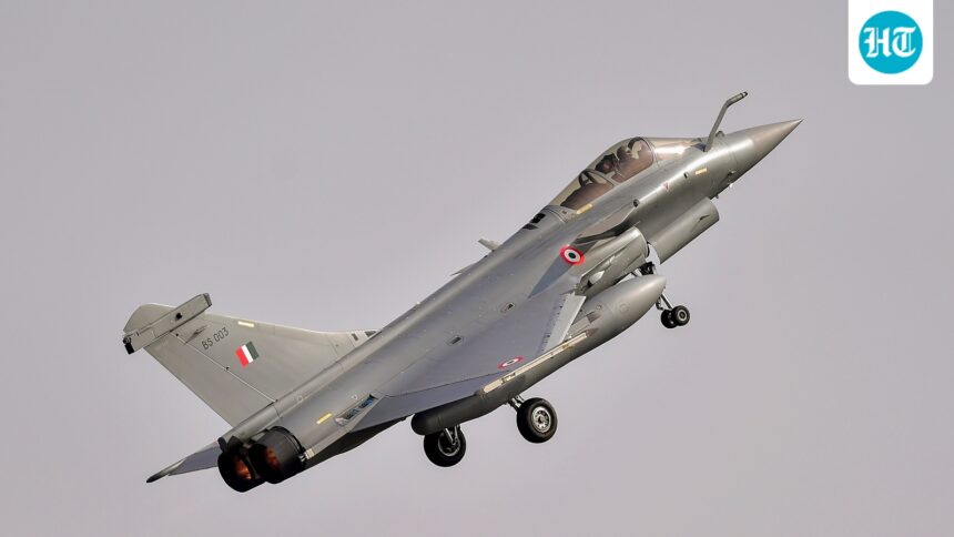 defence-ministry-issues-₹1-lakh-crore-tender-for-60-medium-transport-aircraft-to-boost-air-force-capabilities