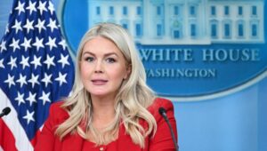 why-is-karoline-leavitt-leaving-the-white-house-as-the-press-secretary?
