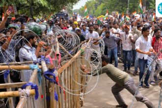 jharkhand-protest:-300-unnamed-rioters-booked-for-assault,-vandalism-in-ranchi