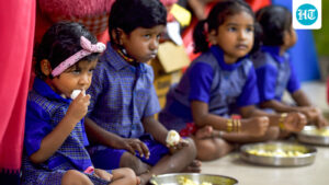 class-5-boy-saves-mid-day-meal-worker’s-finger-in-dakshin-kannada-school,-cm-shivakumar-lauds-presence-of-mind