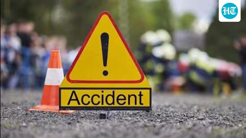 four-killed-after-tractor-trolley-carrying-bricks-overturns-in-lucknow