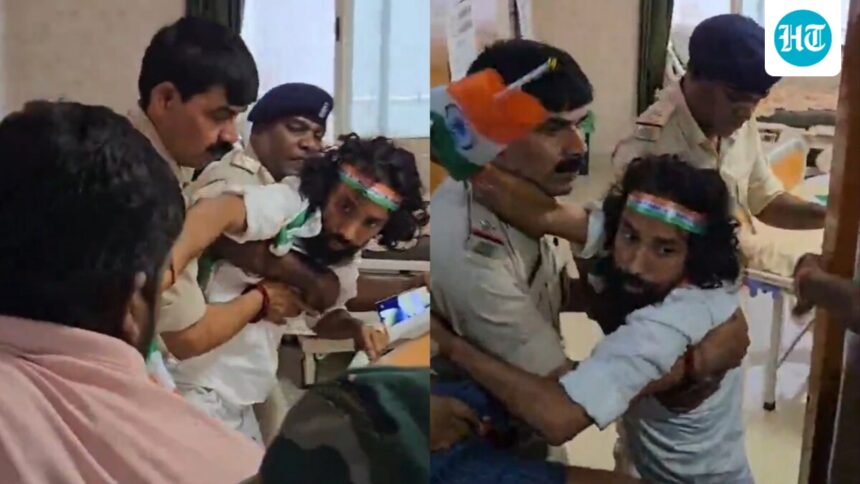 watch:-jharkhand-student-leader-mahto-clashes-with-police,-says-stopped-from-attending-i-day-event