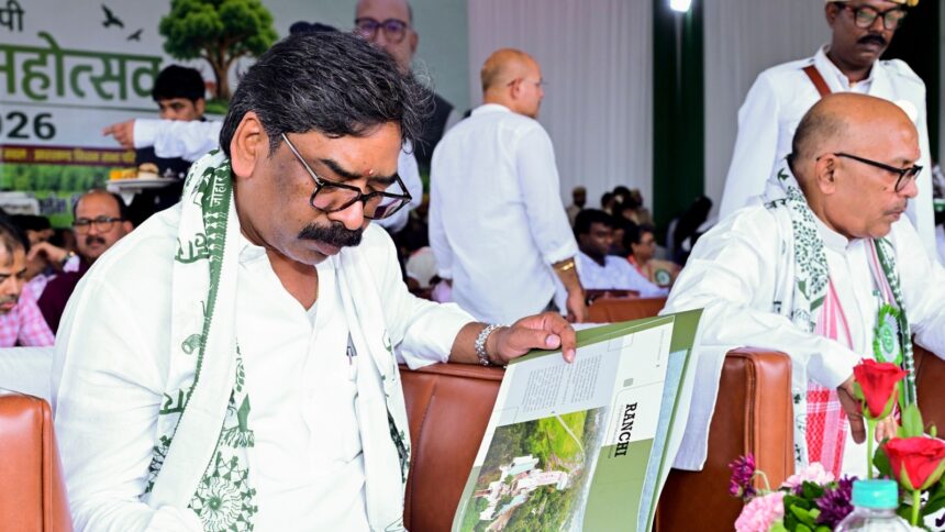 jharkhand-protest:-students-demand-cm-hemant-soren’s-resignation,-ask-congress-to-‘withdraw-support’