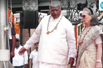 complaint-filed-against-sonia,-rahul-gandhi-over-disrespect-to-vande-mataram