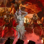 karol-g-brings-vibrant-vibes-to-los-angeles-with-her-viajando-por-el-mundo-tropitour