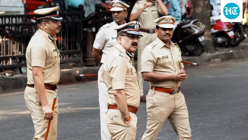 navy-sailor,-wife-and-2-children-found-dead-in-mumbai;-murder-suicide-suspected