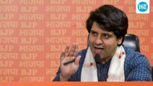 ‘middle-class-is-being-looted’:-shehzad-poonawalla’s-last-remarks-before-official-resignation-from-bjp