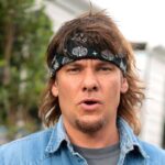 theo-von-takes-break-from-field-of-dreams-game-to-talk-road-trips,-staying-healthy-and-loving-iowa