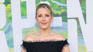 ellie-goulding-sues-former-managers-over-ties-to-live-nation