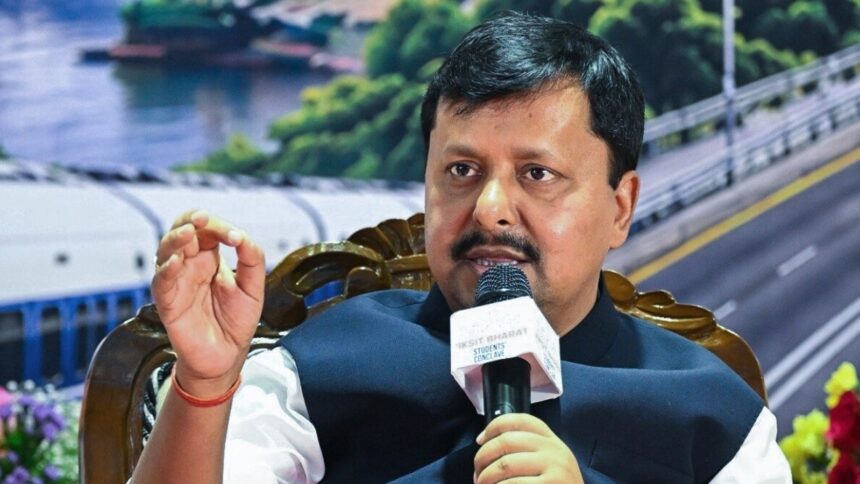 bjp-rejigs-state-leadership,-names-new-in-charges-for-poll-bound-up,-punjab,-gujarat