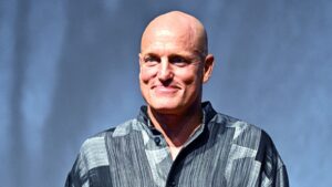woody-harrelson-pays-tribute-to-“brilliant”-rob-reiner-at-lively-sarajevo-masterclass